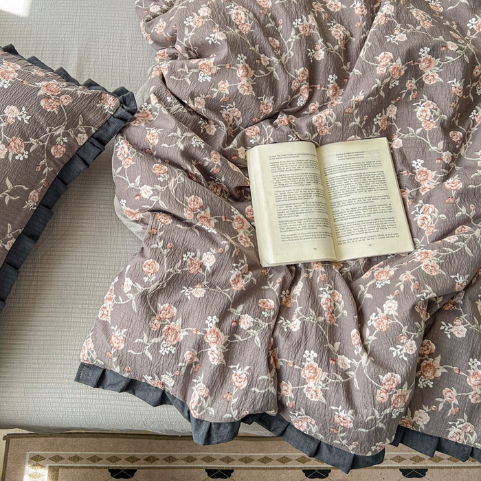 91家纺网 家纺一手货源 找家纺 仟网汇 2025新款赫本风四件套 赫本风-塞纳河畔