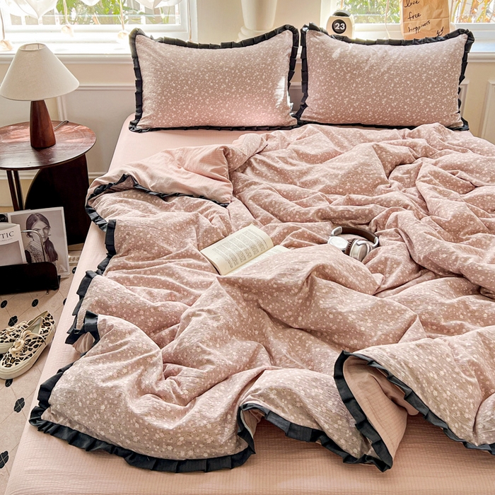 91家纺网 家纺一手货源 找家纺 仟网汇 2025新款赫本风四件套 赫本风-山野栀子