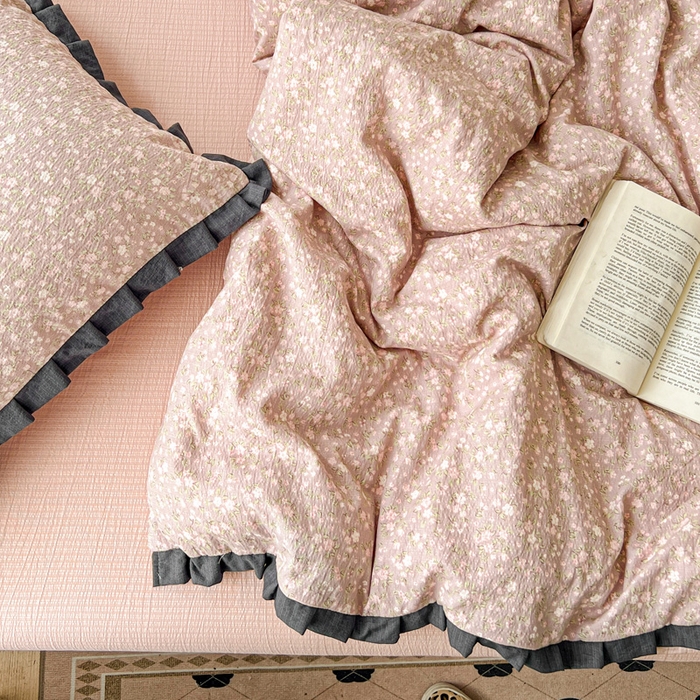 91家纺网 家纺一手货源 找家纺 仟网汇 2025新款赫本风四件套 赫本风-山野栀子