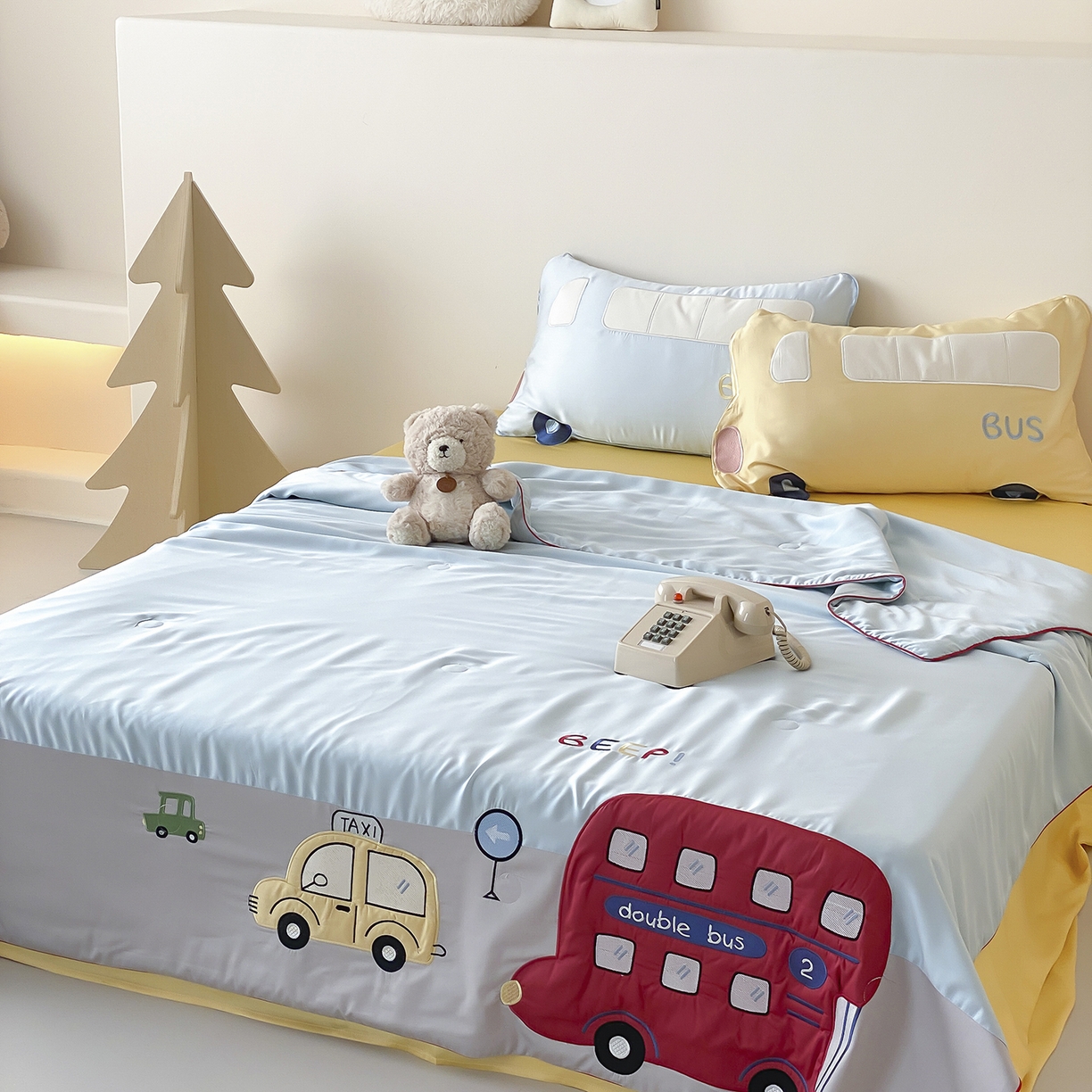 91家纺网 家纺一手货源 找家纺 （总）星野 2025新款60S进口奥地利兰精天丝蚕丝贴布绣夏被-