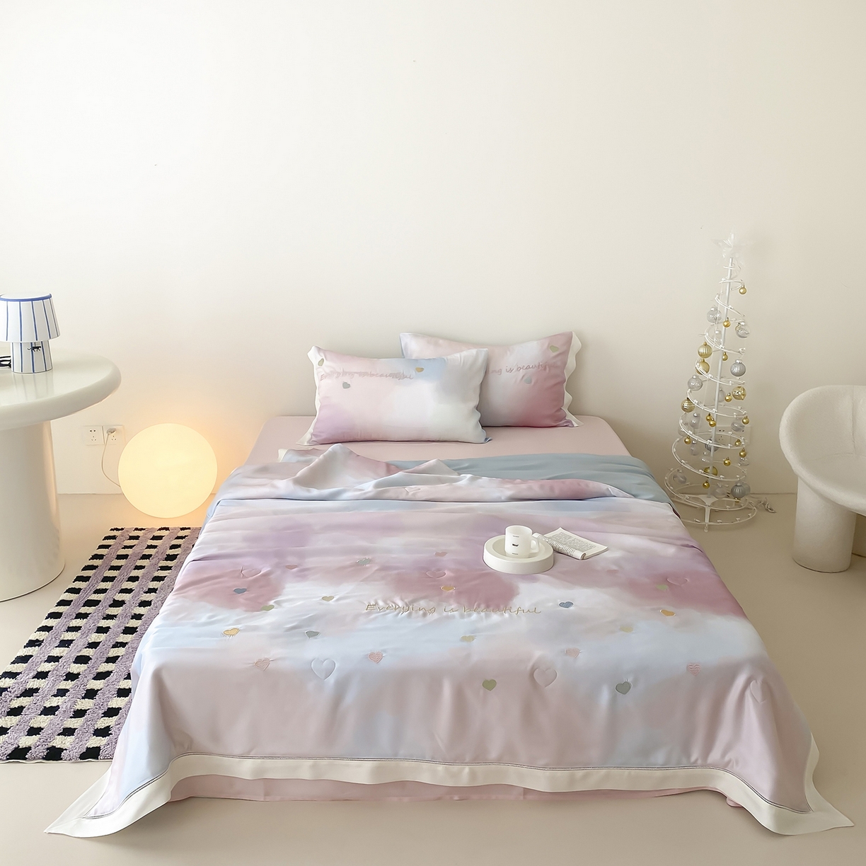 91家纺网 家纺一手货源 找家纺 （总）星野 2025新款60S进口奥地利兰精天丝镂空花边蚕丝夏被-夏夜星河