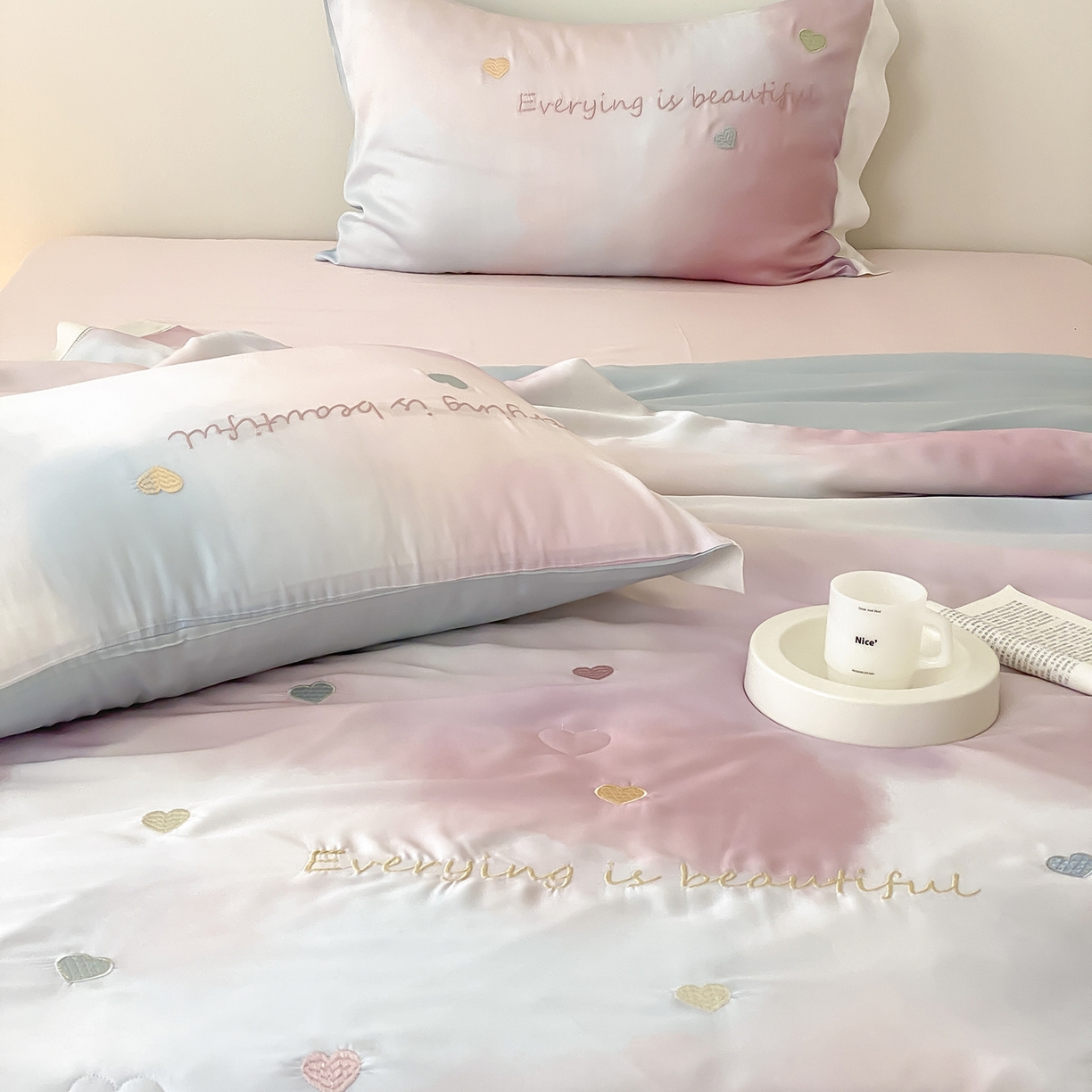 91家纺网 家纺一手货源 找家纺 （总）星野 2025新款60S进口奥地利兰精天丝镂空花边蚕丝夏被-夏夜星河