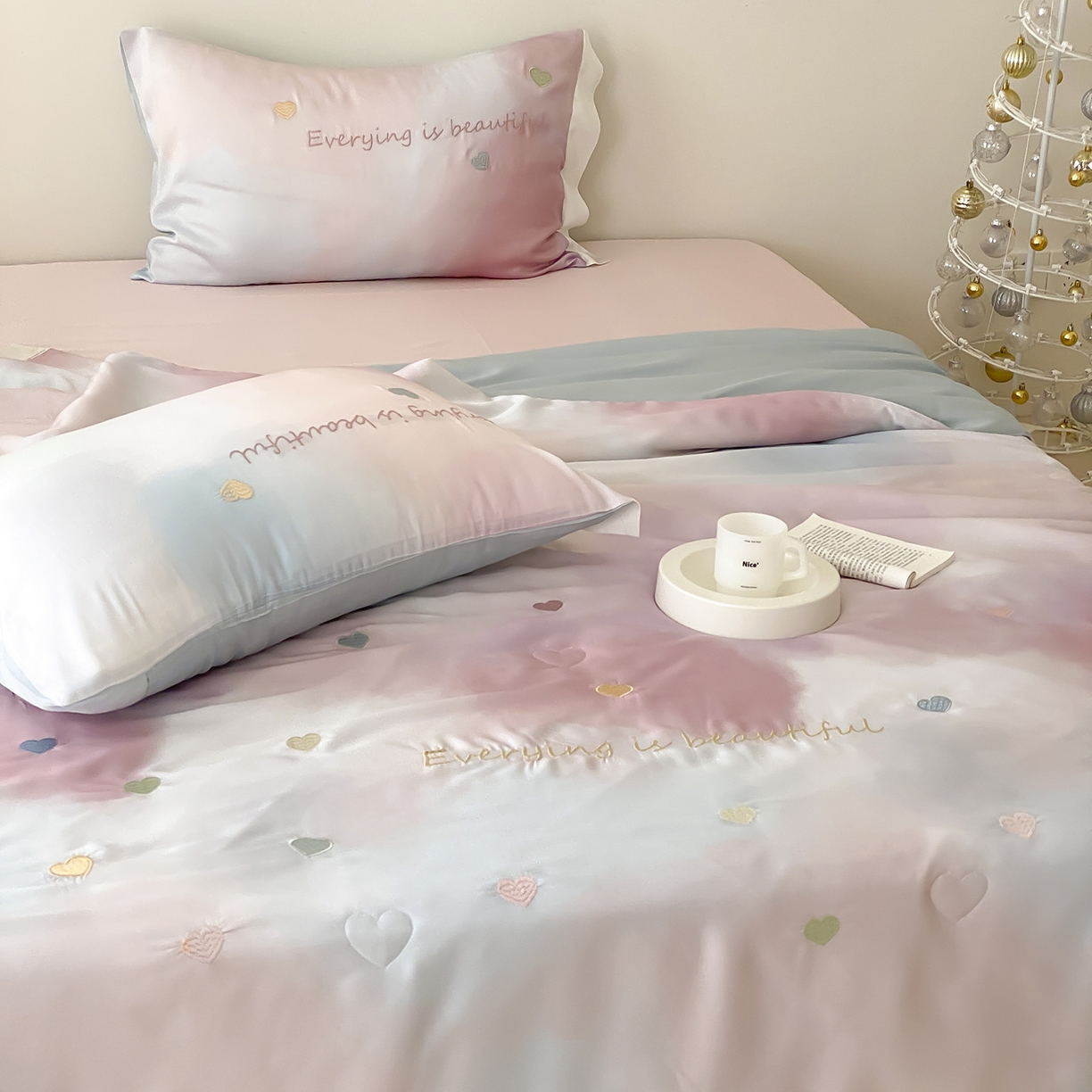 91家纺网 家纺一手货源 找家纺 （总）星野 2025新款60S进口奥地利兰精天丝镂空花边蚕丝夏被-夏夜星河