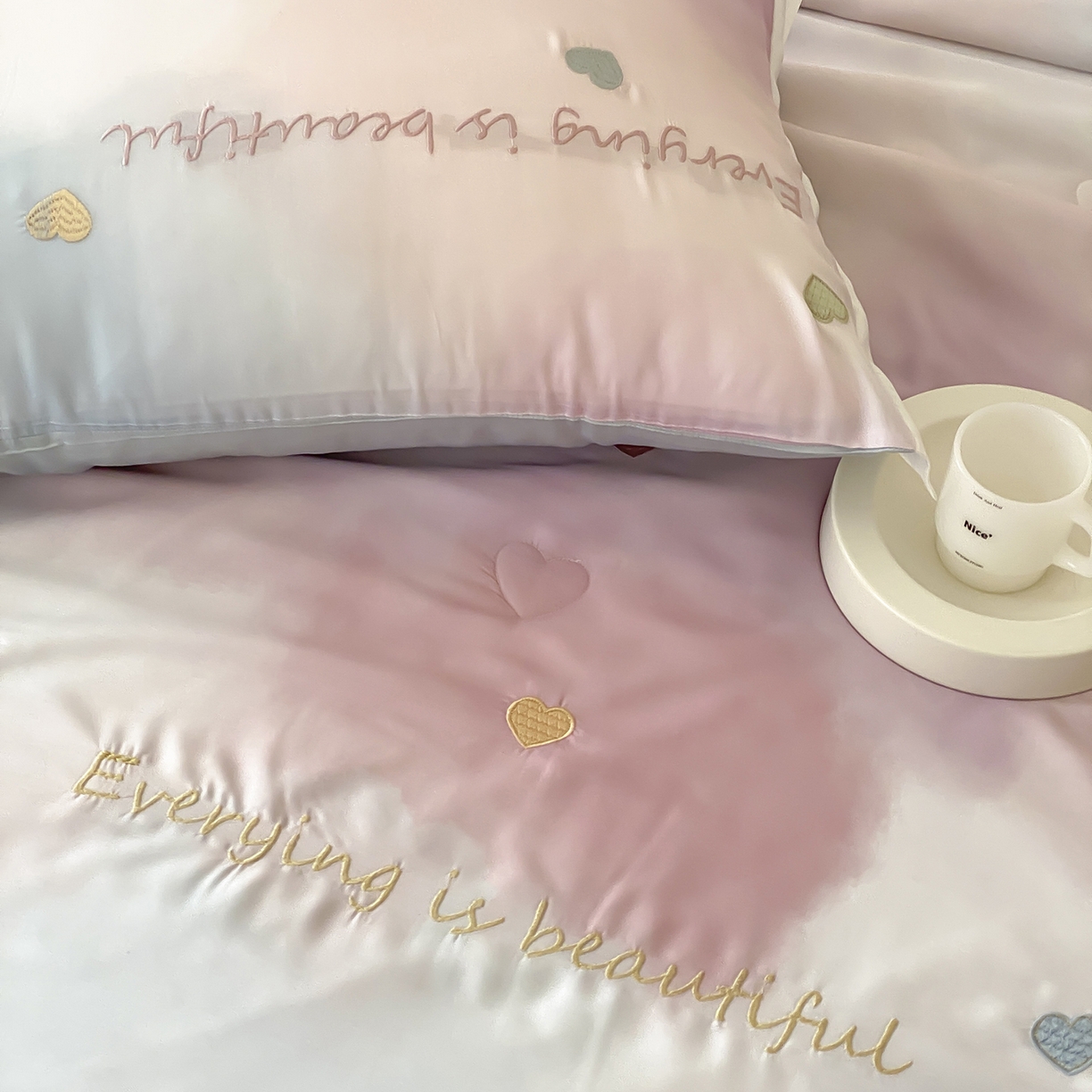 91家纺网 家纺一手货源 找家纺 （总）星野 2025新款60S进口奥地利兰精天丝镂空花边蚕丝夏被-夏夜星河