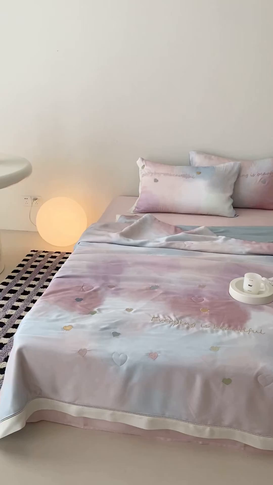 91家纺网 家纺一手货源 找家纺 （总）星野 2025新款60S进口奥地利兰精天丝镂空花边蚕丝夏被-夏夜星河