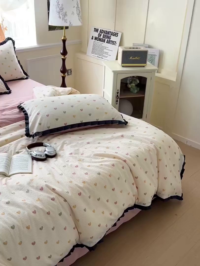 91家纺网 家纺一手货源 找家纺 仟网汇 2025新款赫本风四件套 赫本风-小桃运