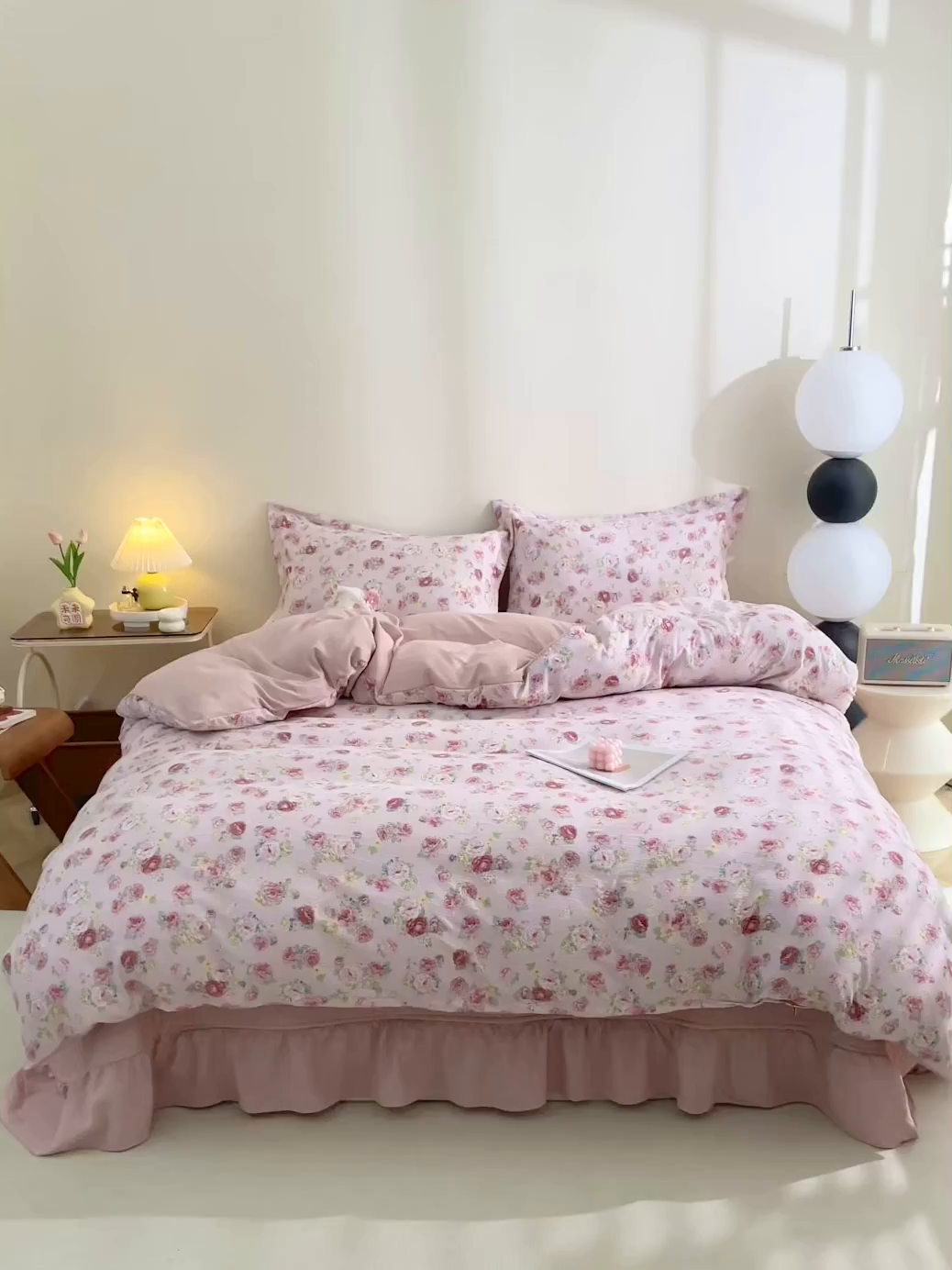 91家纺网 家纺一手货源 找家纺 仟网汇 2025新款亲肤皱皱棉四件套皱皱纱四件套 玫瑰花园-红