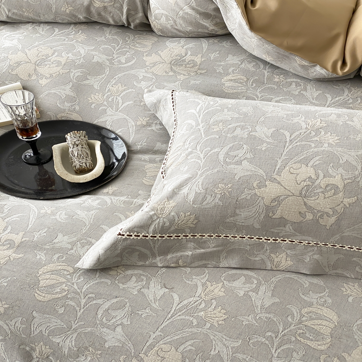 91家纺网 家纺一手货源 找家纺 （总）赫帛 2025新款60支全棉双层纱四件套-藤语