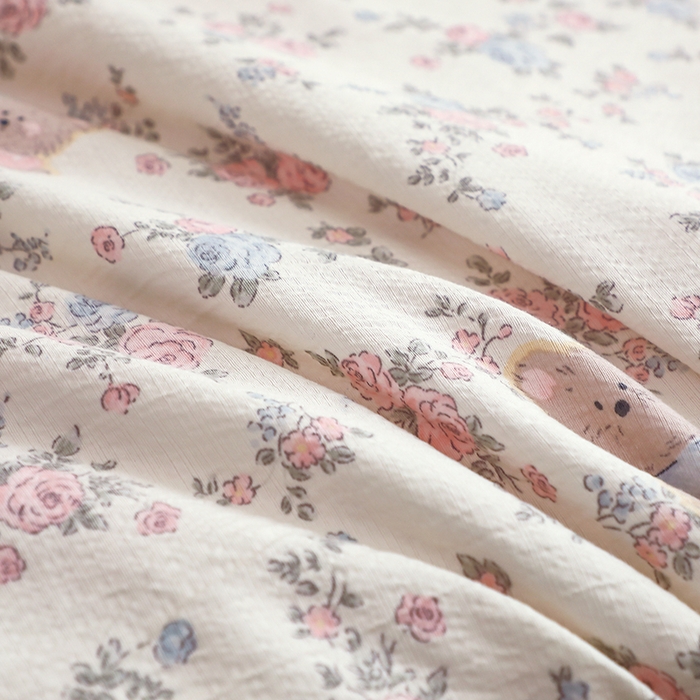 91家纺网 家纺一手货源 找家纺 仟网汇 2025新款亲肤皱皱棉四件套皱皱纱四件套 花园里