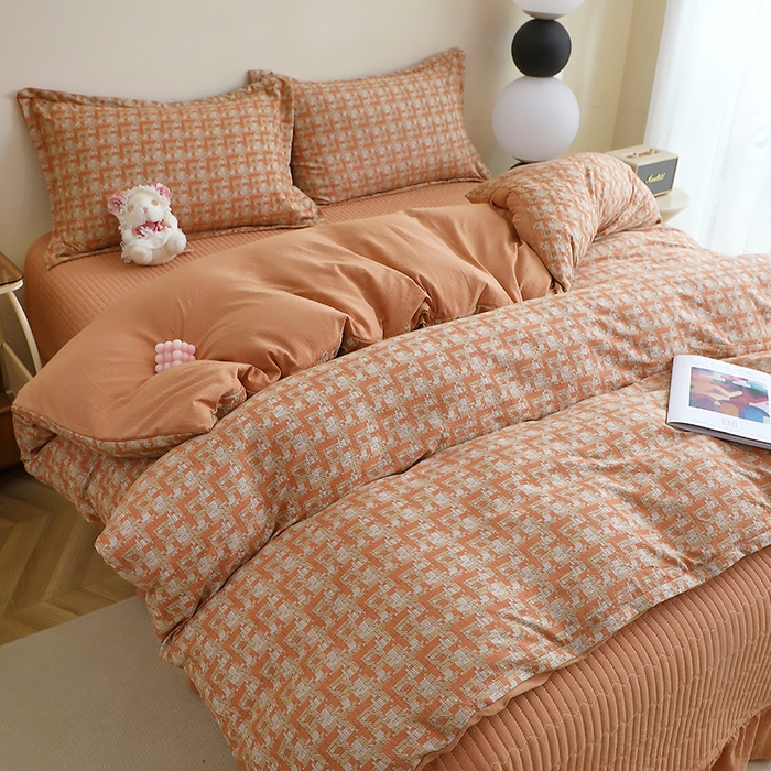 91家纺网 家纺一手货源 找家纺 仟网汇 2025新款亲肤皱皱棉四件套皱皱纱四件套 罗曼