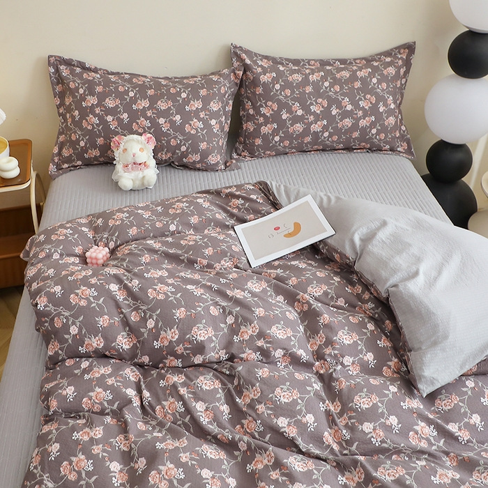 91家纺网 家纺一手货源 找家纺 仟网汇 2025新款亲肤皱皱棉四件套皱皱纱四件套 塞纳河畔