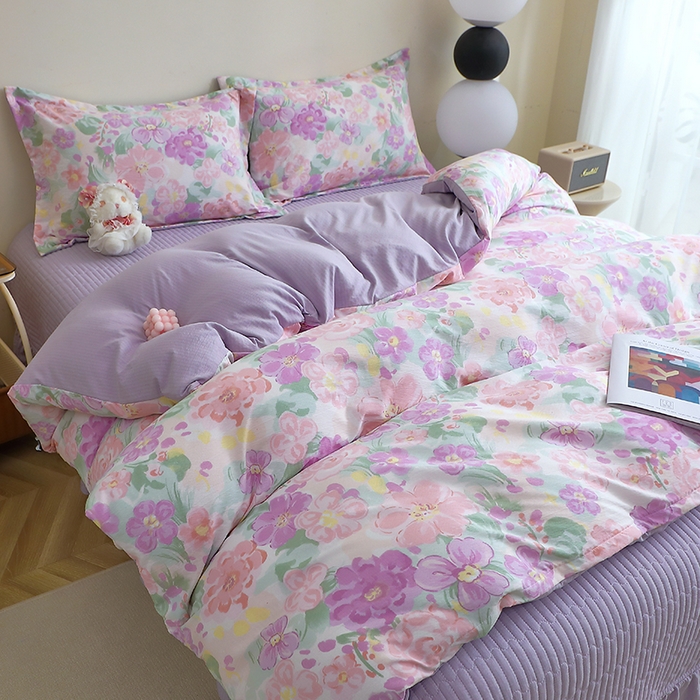 91家纺网 家纺一手货源 找家纺 仟网汇 2025新款亲肤皱皱棉四件套皱皱纱四件套 韵染斑斓