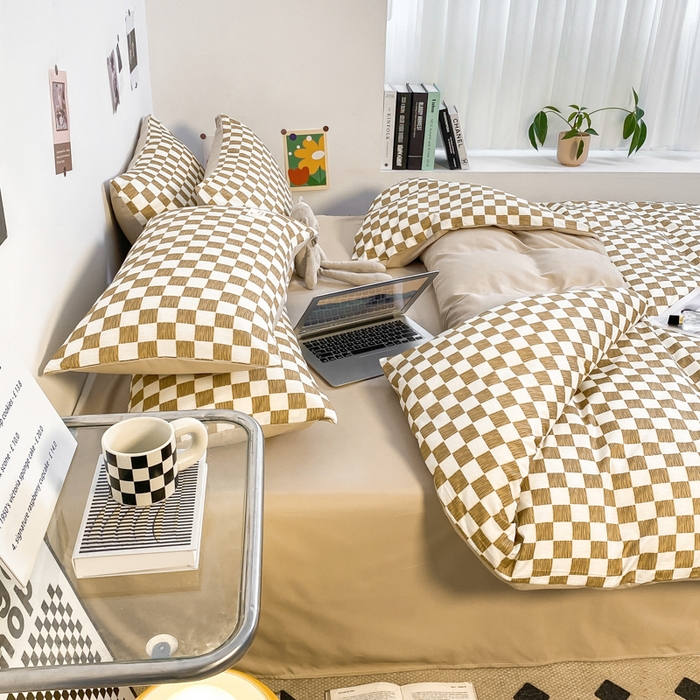 91家纺网 家纺一手货源 找家纺 雅阁尔家纺2025新款无印良品风棋盘格贴标四件套 布丁奶茶色