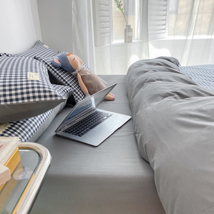 91家纺网 家纺一手货源 找家纺 雅阁尔家纺2025新款无印良品风棋盘格贴标四件套 黑白小格