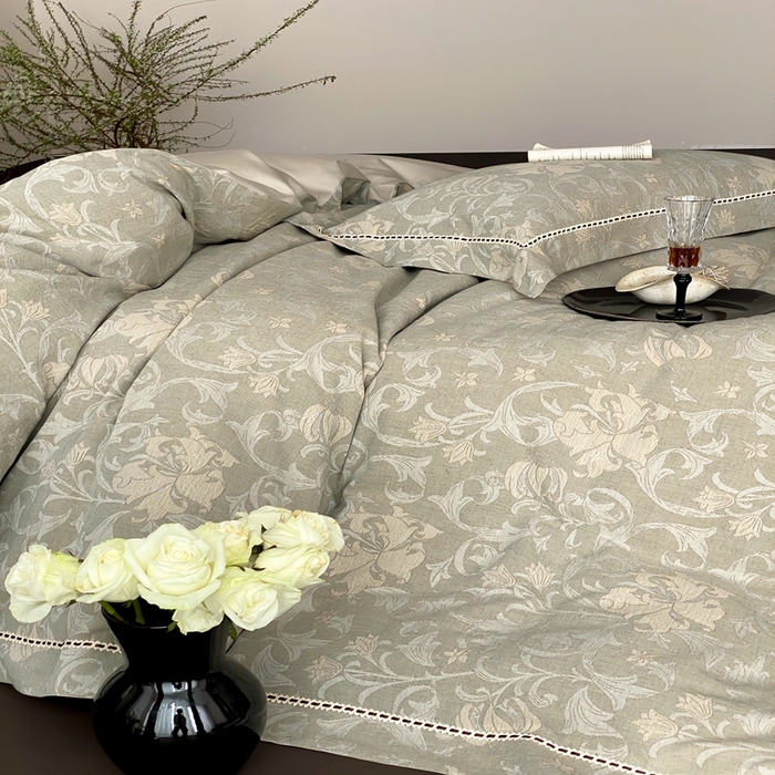 91家纺网 家纺一手货源 找家纺 赫帛 2025新款60支全棉双层纱四件套-藤语 绿灰