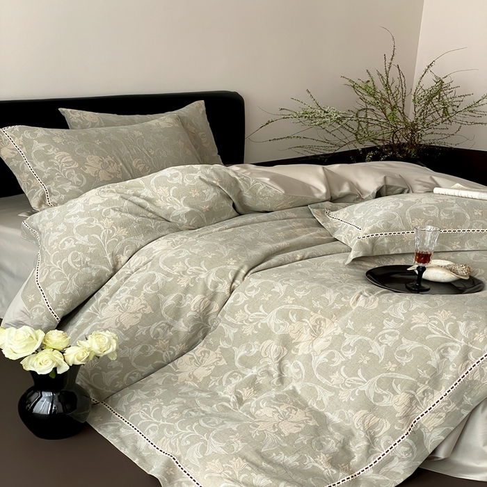 91家纺网 家纺一手货源 找家纺 赫帛 2025新款60支全棉双层纱四件套-藤语 绿灰