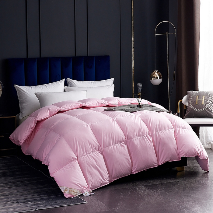 91家纺网 家纺一手货源 找家纺 呆头鹅羽绒工厂店 2025新款全棉羽丝绒标准被 白鹅绒鸭绒被子被芯羽绒工厂店 粉色