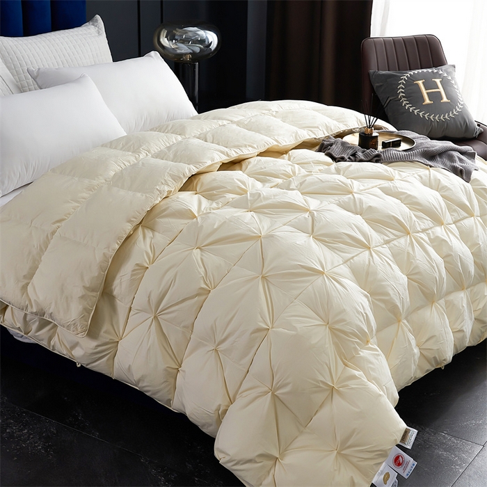 91家纺网 家纺一手货源 找家纺 呆头鹅羽绒工厂店 2025新款全棉羽丝绒扭花被 白鹅绒鸭绒被子被芯羽绒工厂店 黄色