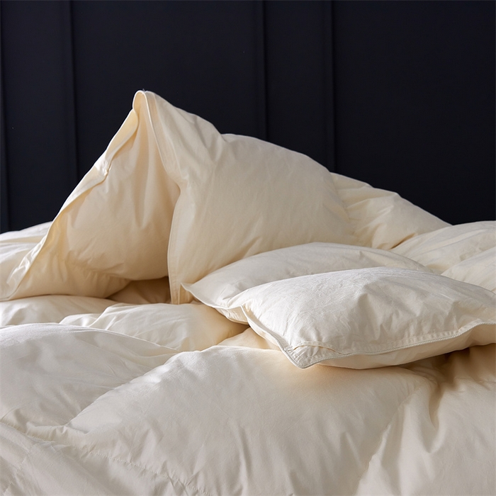 91家纺网 家纺一手货源 找家纺 呆头鹅羽绒工厂店 2025新款全棉羽丝绒标准被 白鹅绒鸭绒被子被芯羽绒工厂店 黄色