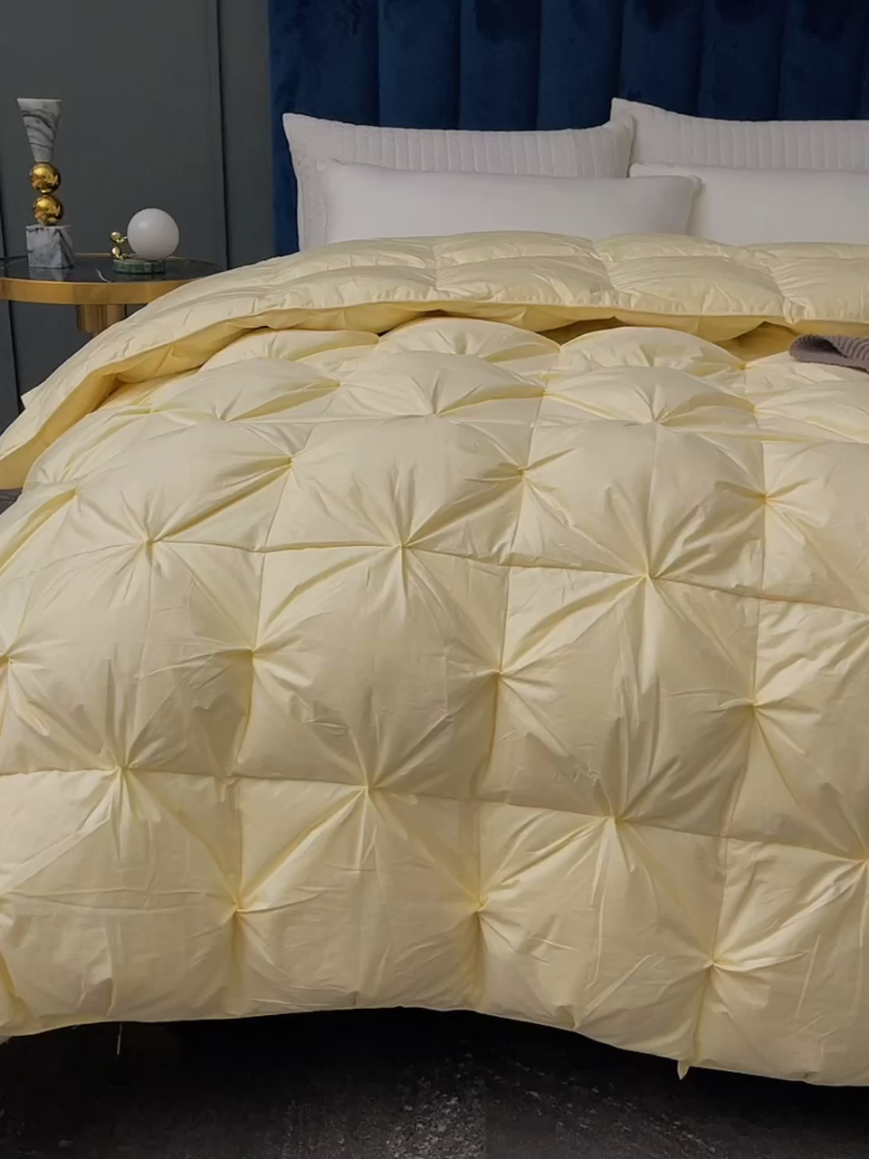 91家纺网 家纺一手货源 找家纺 呆头鹅羽绒工厂店 2025新款全棉羽丝绒扭花被 白鹅绒鸭绒被子被芯羽绒工厂店 黄色