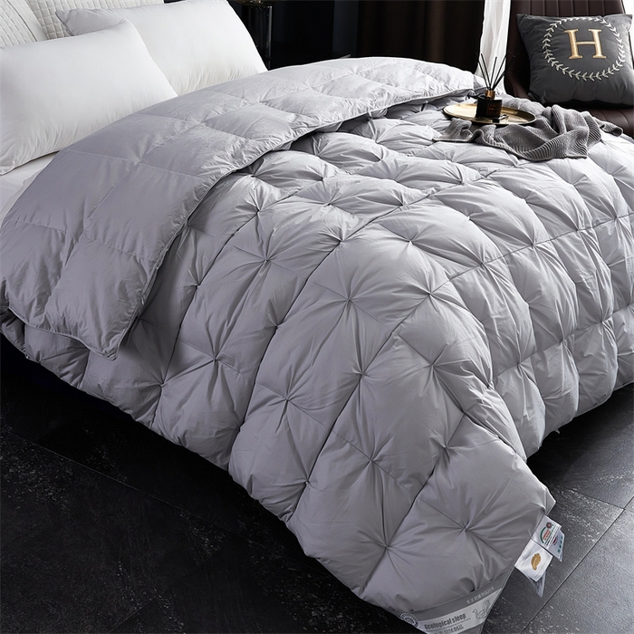 91家纺网 家纺一手货源 找家纺 呆头鹅羽绒工厂店 2025新款全棉羽丝绒扭花被 白鹅绒鸭绒被子被芯羽绒工厂店 灰色