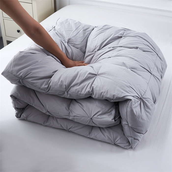 91家纺网 家纺一手货源 找家纺 呆头鹅羽绒工厂店 2025新款全棉羽丝绒扭花被 白鹅绒鸭绒被子被芯羽绒工厂店 灰色