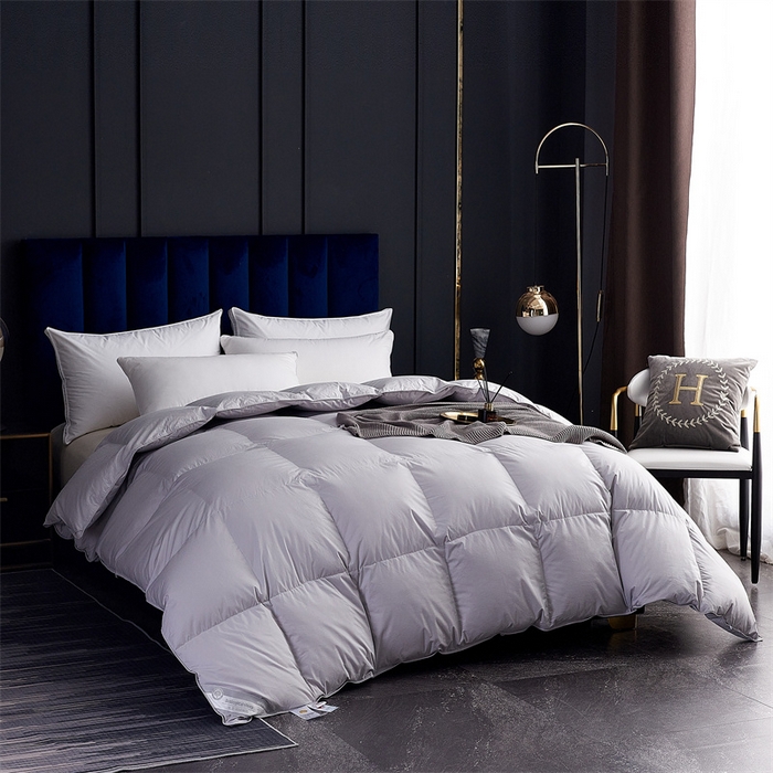 91家纺网 家纺一手货源 找家纺 呆头鹅羽绒工厂店 2025新款全棉羽丝绒标准被 白鹅绒鸭绒被子被芯羽绒工厂店 灰色