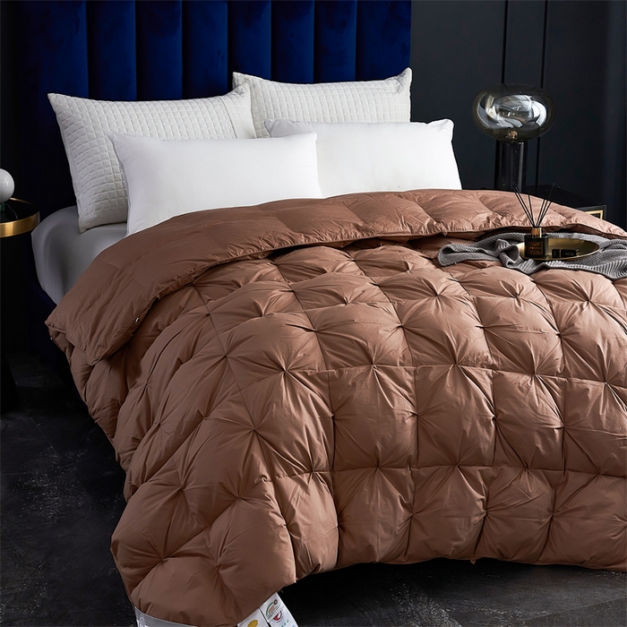 91家纺网 家纺一手货源 找家纺 呆头鹅羽绒工厂店 2025新款全棉羽丝绒扭花被 白鹅绒鸭绒被子被芯羽绒工厂店 咖色