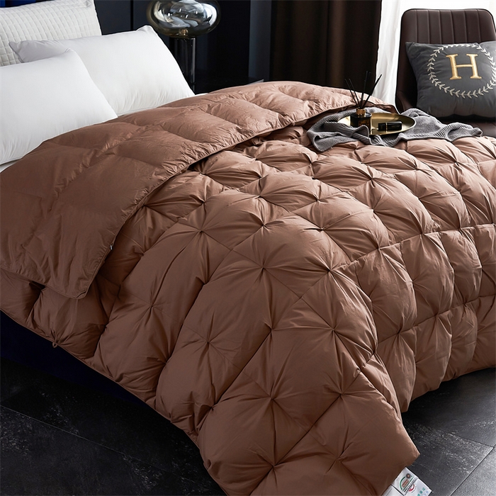 91家纺网 家纺一手货源 找家纺 呆头鹅羽绒工厂店 2025新款全棉羽丝绒扭花被 白鹅绒鸭绒被子被芯羽绒工厂店 咖色