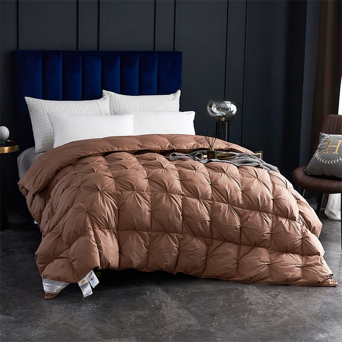 91家纺网 家纺一手货源 找家纺 呆头鹅羽绒工厂店 2025新款全棉羽丝绒扭花被 白鹅绒鸭绒被子被芯羽绒工厂店 咖色