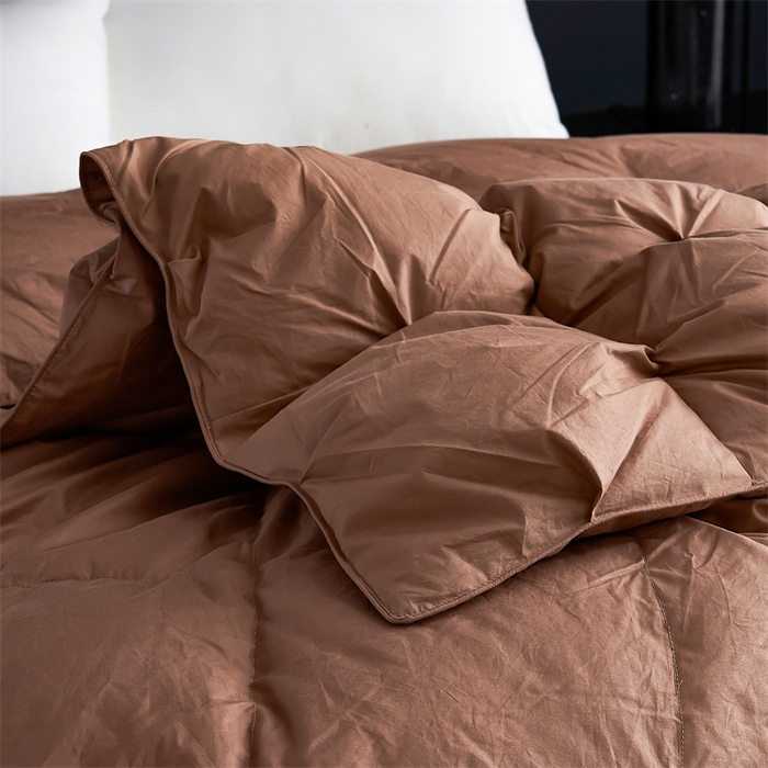 91家纺网 家纺一手货源 找家纺 呆头鹅羽绒工厂店 2025新款全棉羽丝绒扭花被 白鹅绒鸭绒被子被芯羽绒工厂店 咖色