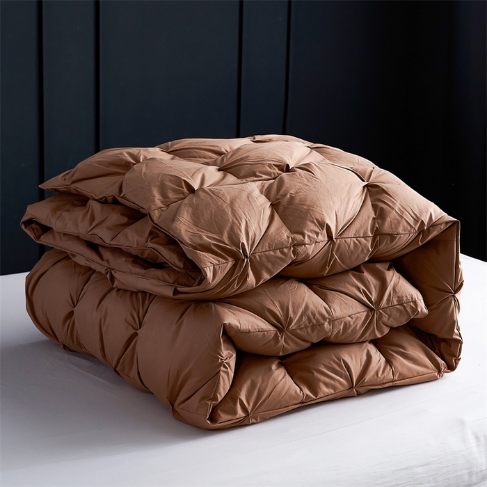 91家纺网 家纺一手货源 找家纺 呆头鹅羽绒工厂店 2025新款全棉羽丝绒扭花被 白鹅绒鸭绒被子被芯羽绒工厂店 咖色