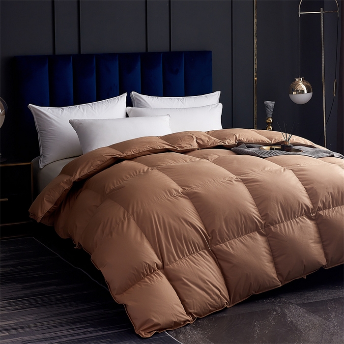 91家纺网 家纺一手货源 找家纺 呆头鹅羽绒工厂店 2025新款全棉羽丝绒标准被 白鹅绒鸭绒被子被芯羽绒工厂店 咖色