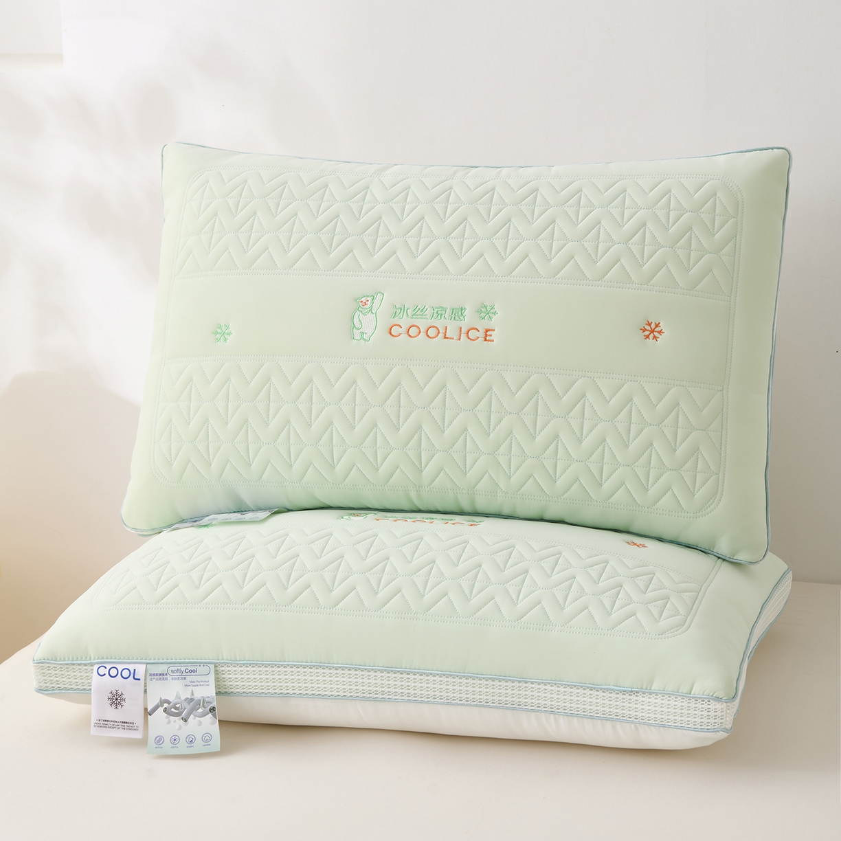 91家纺网 家纺一手货源 找家纺 卓昌枕芯 2025夏季新款冰丝凉感枕头枕芯 绿色 48*74cm900g中枕一对