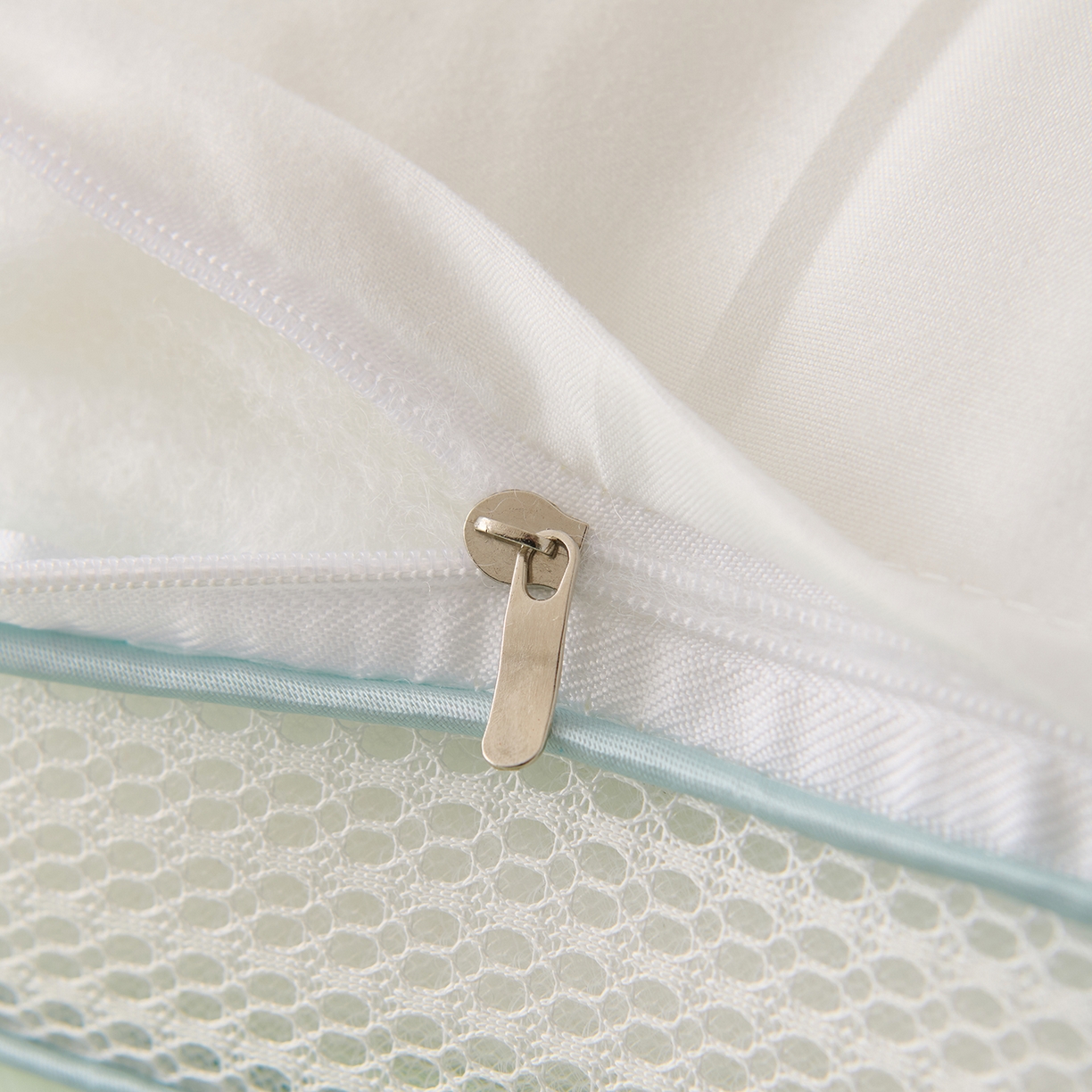 91家纺网 家纺一手货源 找家纺 卓昌枕芯 2025夏季新款冰丝凉感枕头枕芯 绿色 48*74cm900g中枕一对