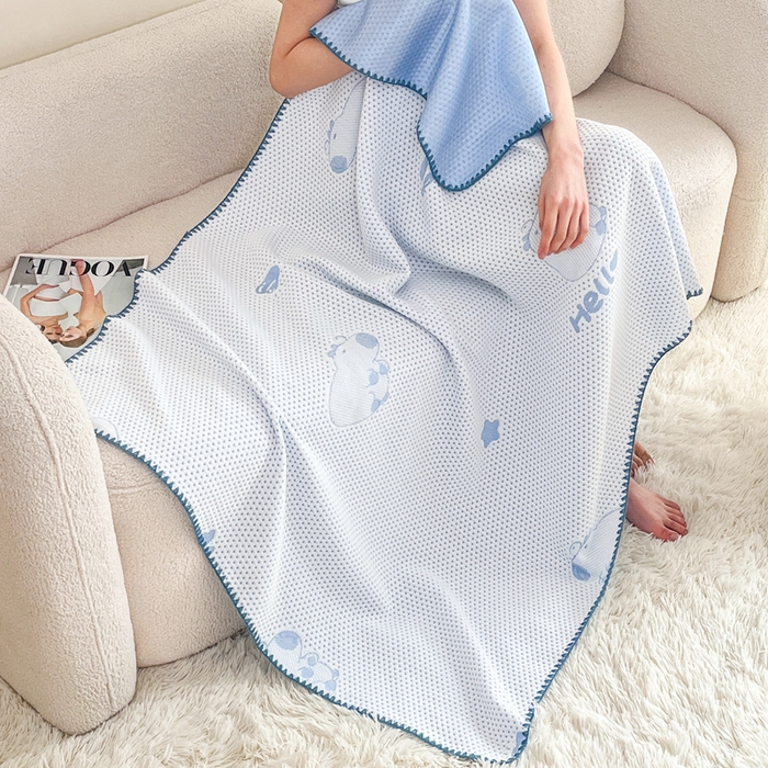 91家纺网 家纺一手货源 找家纺 芙绣家纺 2025新款A类凉感冰豆豆多功能盖毯 蓝色