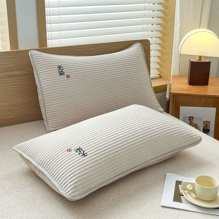 91家纺网 家纺一手货源 找家纺 芙绣家纺 2025新款A类防水绣花夹棉枕套 米色