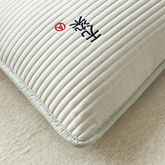 91家纺网 家纺一手货源 找家纺 芙绣家纺 2025新款A类防水绣花夹棉枕套 米色