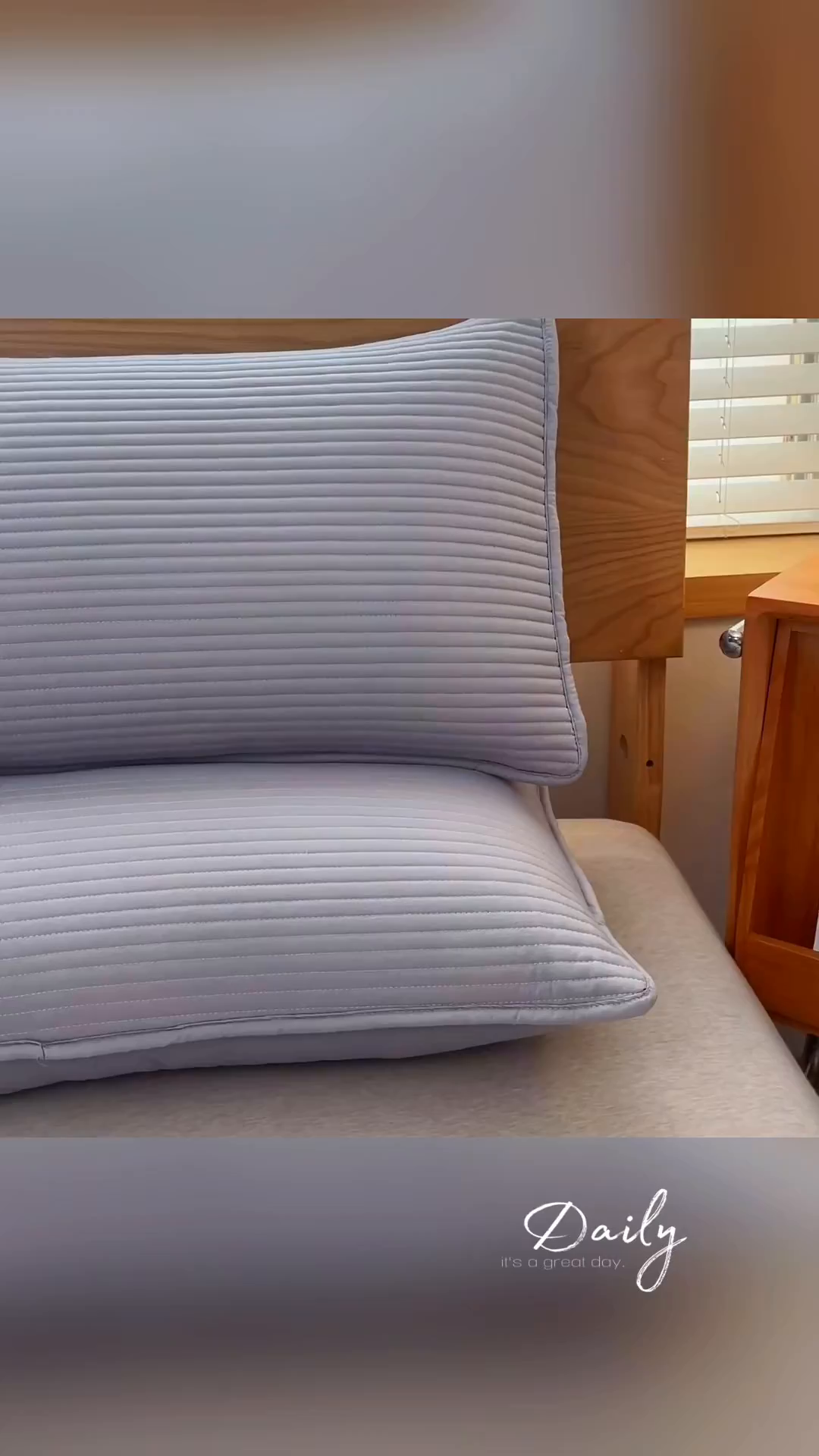 91家纺网 家纺一手货源 找家纺 芙绣家纺 2025新款A类防水绣花夹棉枕套 浅灰