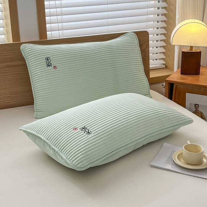 91家纺网 家纺一手货源 找家纺 芙绣家纺 2025新款A类防水绣花夹棉枕套 浅绿