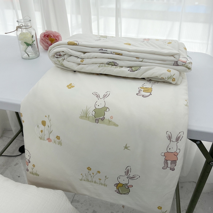 91家纺网 家纺一手货源 找家纺  （爆款花型 长期款 不断货）幼儿园宝宝婴儿被子儿童夏凉被牛奶针织棉夏凉被大豆被夏被空调被春秋被冬被 M系列--花小兔