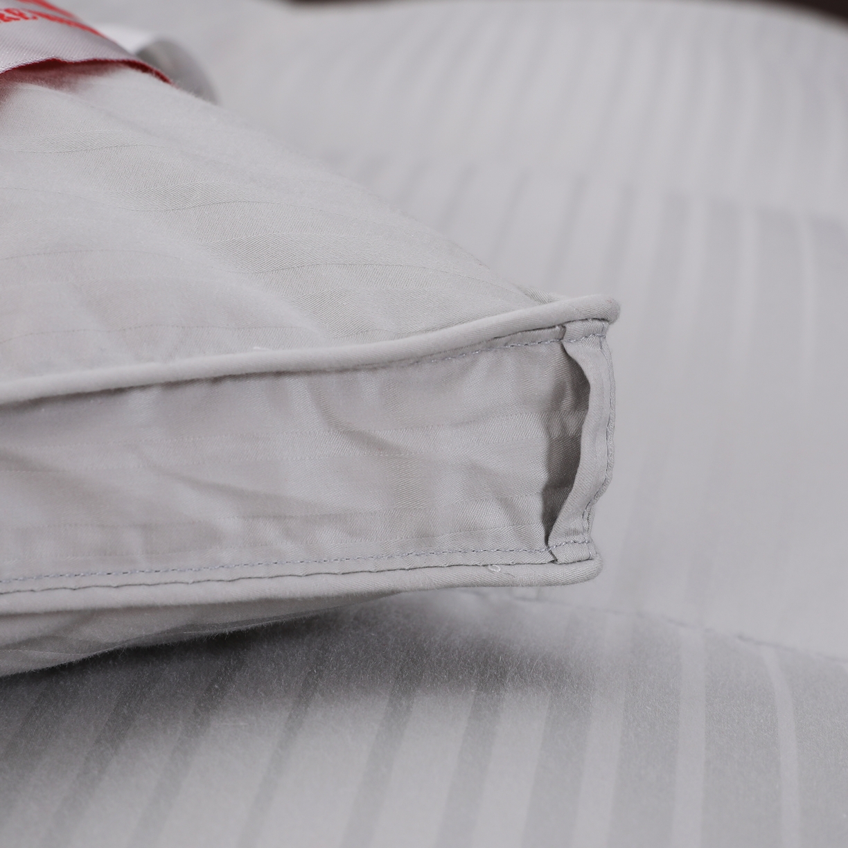 91家纺网 家纺一手货源 找家纺 呆头鹅羽绒工厂店 2025新款100支全棉缎纹羽绒被 白鹅绒鸭绒被子被芯羽绒工厂店 灰色缎纹