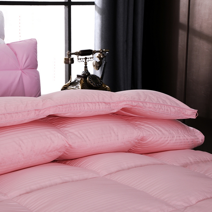 91家纺网 家纺一手货源 找家纺 呆头鹅羽绒工厂店 2025新款100支全棉缎纹羽绒被 白鹅绒鸭绒被子被芯羽绒工厂店 粉色缎纹
