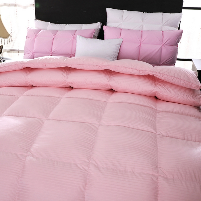 91家纺网 家纺一手货源 找家纺 呆头鹅羽绒工厂店 2025新款100支全棉缎纹羽绒被 白鹅绒鸭绒被子被芯羽绒工厂店 粉色缎纹