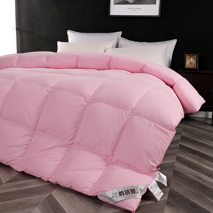 91家纺网 家纺一手货源 找家纺 呆头鹅羽绒工厂店 2025新款100支全棉磨毛刺绣款羽绒被 白鹅绒鸭绒被子被芯羽绒工厂店 粉色