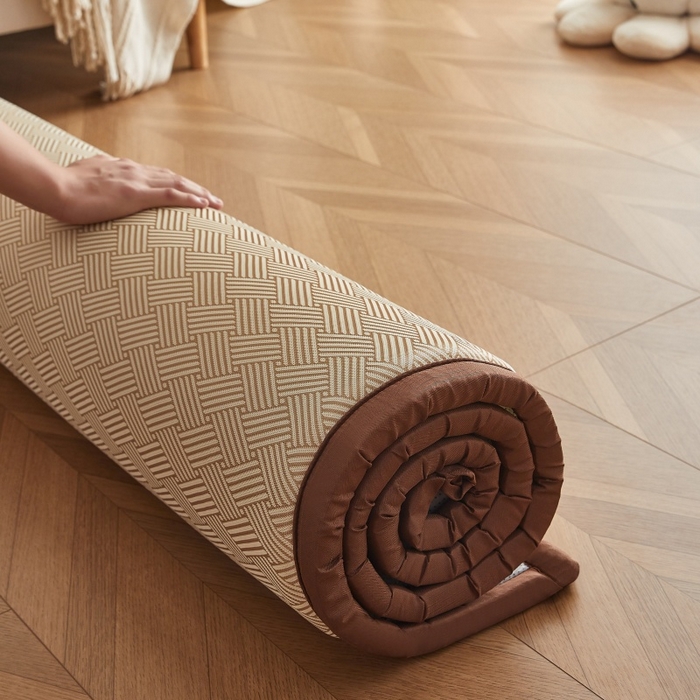 91家纺网 家纺一手货源 找家纺 薇梦蚊帐 2025新款凉感丝印花地垫 饼干格