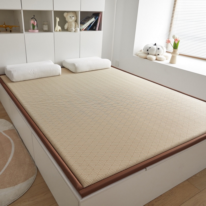 91家纺网 家纺一手货源 找家纺 薇梦蚊帐 2025新款凉感丝印花地垫 饼干格