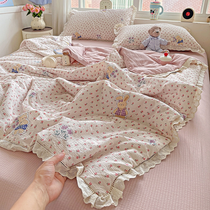 91家纺网 家纺一手货源 找家纺 （总）2025新款云感皱皱纱全棉花边款夏被四件套