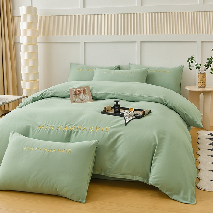 91家纺网 家纺一手货源 找家纺 宇彬家纺 2025新款直播热款13374全棉母婴级绣花字母款被套床单纯色重工清新四件套贡缎新疆长绒 Min-炫彩绿