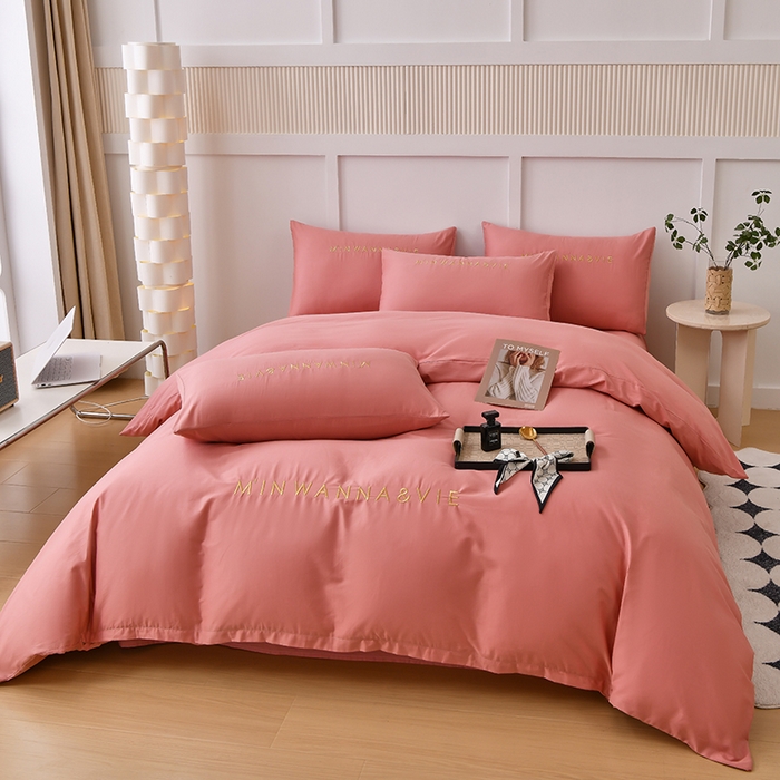 91家纺网 家纺一手货源 找家纺 宇彬家纺 2025新款直播热款13374全棉母婴级绣花字母款被套床单纯色重工清新四件套贡缎新疆长绒 Min-奶油粉